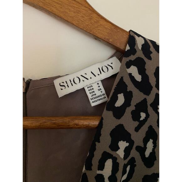 Shona Joy Buell Plunged Mini Dress US 4 Animal Cheetah Print Long Sleeve EUC - Picture 6 of 9